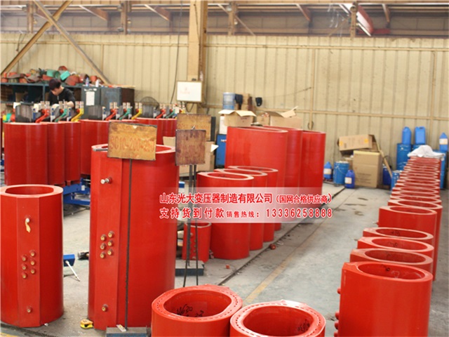 1000KVA华蓥华蓥华蓥干式变压器 1000KVA华蓥华蓥华蓥干式变压器